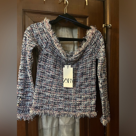Zara Tweed Frayed Off-Shoulder Sweater Top size L - Picture 4 of 7